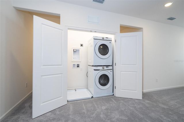 5674 HIGH SEAS DRIVE, Orlando, FL 32821