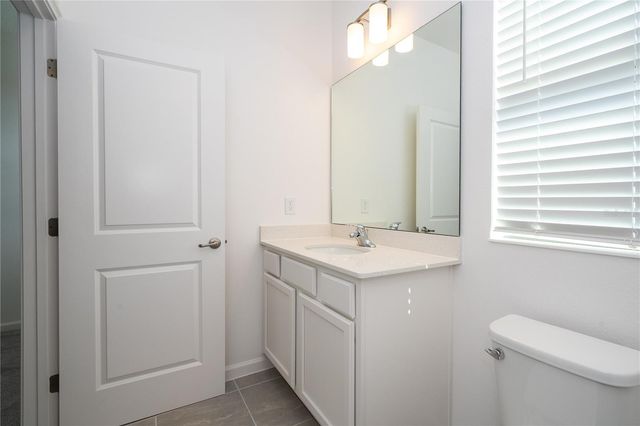 5674 HIGH SEAS DRIVE, Orlando, FL 32821