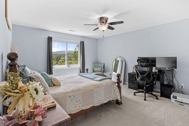 7718 Sandalwood Heights Drive, Hixson, TN 37343