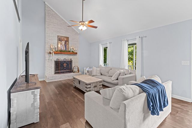 7718 Sandalwood Heights Drive, Hixson, TN 37343