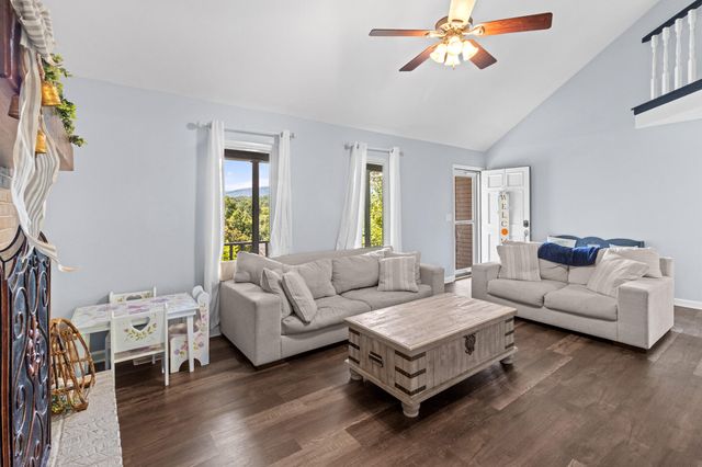 7718 Sandalwood Heights Drive, Hixson, TN 37343