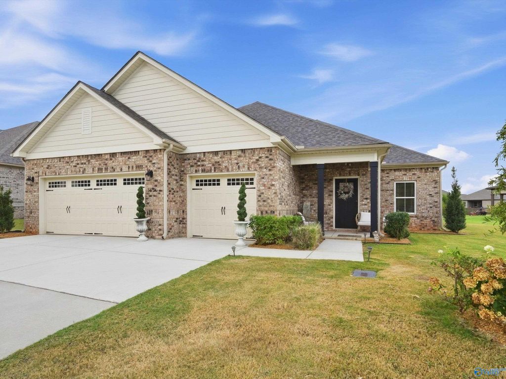 14754 Willow Rose Lane, Athens, AL 35613
