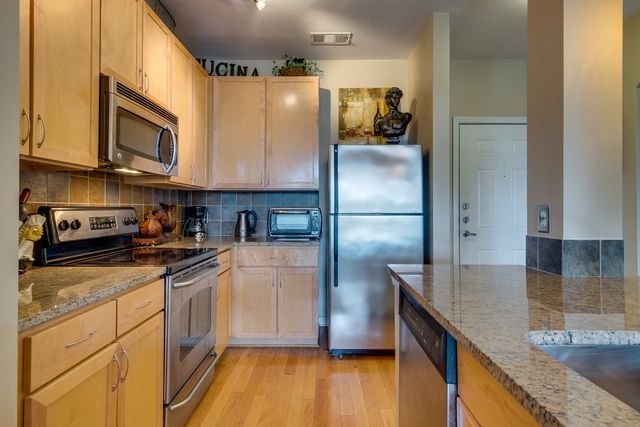 3000 Vanderbilt Pl Apt 431, Nashville, TN 37212