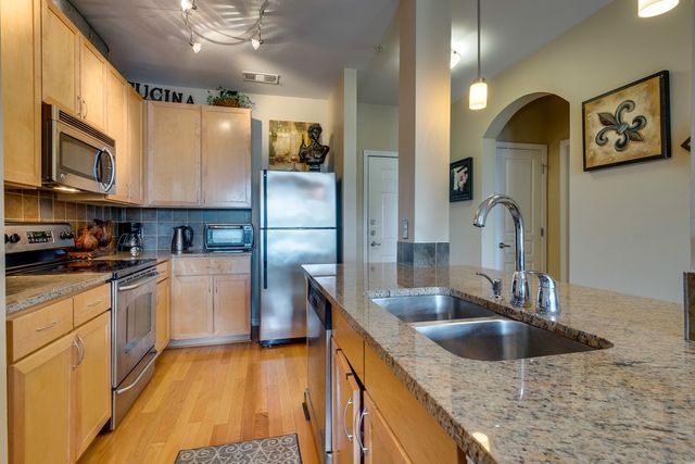 3000 Vanderbilt Pl Apt 431, Nashville, TN 37212