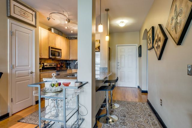 3000 Vanderbilt Pl Apt 431, Nashville, TN 37212