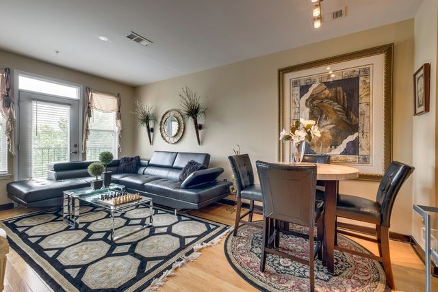 3000 Vanderbilt Pl Apt 431, Nashville, TN 37212