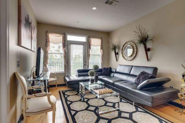 3000 Vanderbilt Pl Apt 431, Nashville, TN 37212