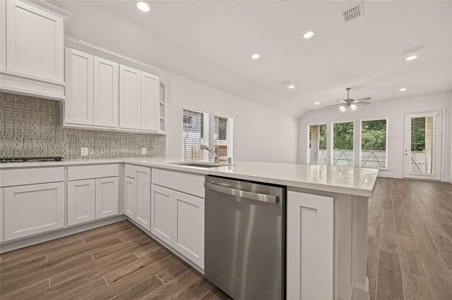 475 Audubons Shearwater Way, Magnolia, TX 77354