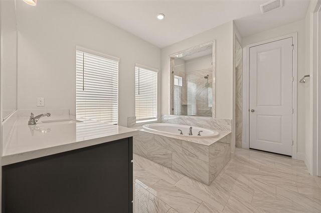 475 Audubons Shearwater Way, Magnolia, TX 77354