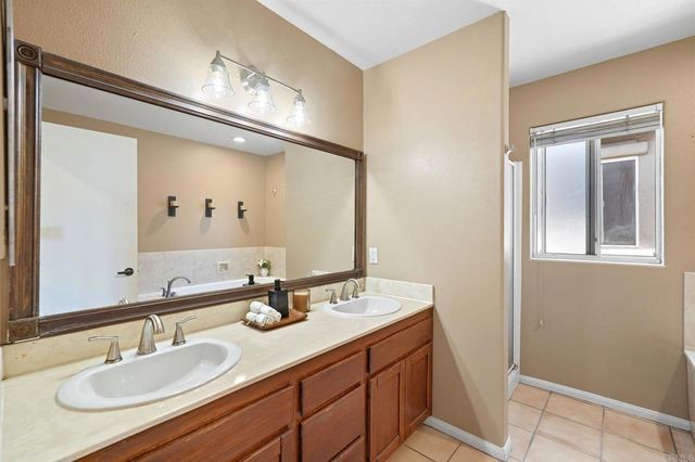 553 A Hygeia Ave. Avenue, Encinitas, CA 92024