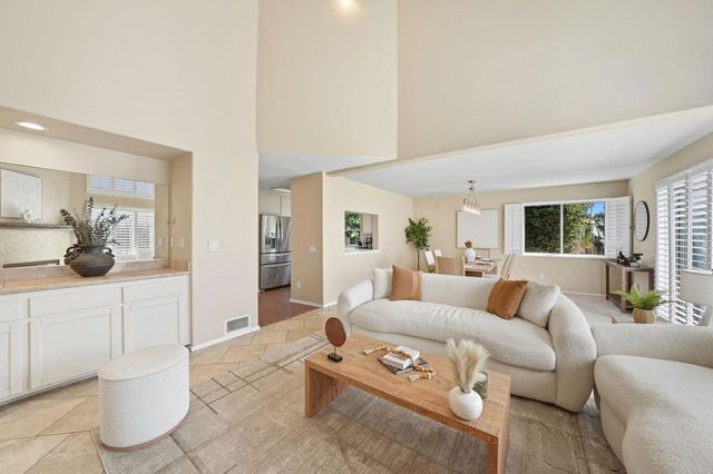 553 A Hygeia Ave. Avenue, Encinitas, CA 92024