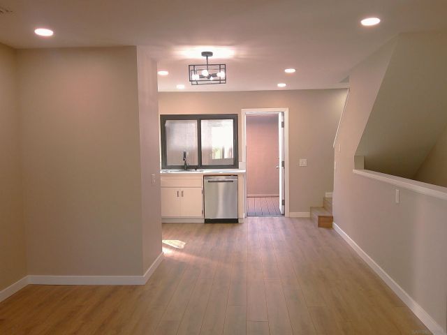 3885 Caminito Litoral 230, San Diego, CA 92107