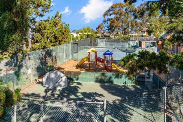 3885 Caminito Litoral 230, San Diego, CA 92107