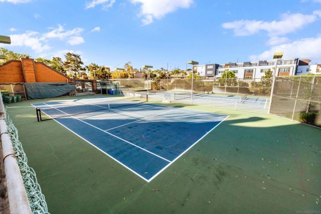 3885 Caminito Litoral 230, San Diego, CA 92107