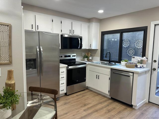 3885 Caminito Litoral 230, San Diego, CA 92107