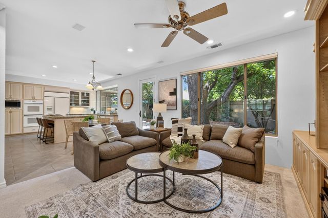 11260 Crocker Grove Ln, Gold River, CA 95670