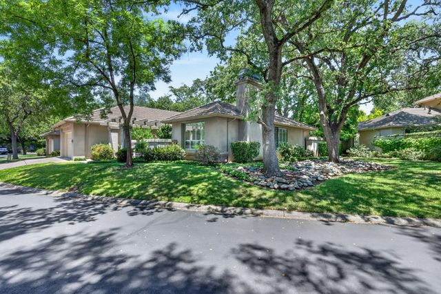 11260 Crocker Grove Ln, Gold River, CA 95670