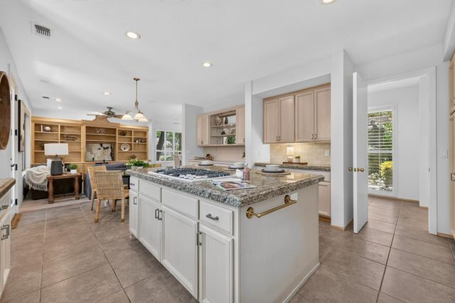 11260 Crocker Grove Ln, Gold River, CA 95670