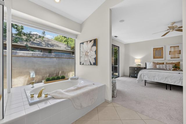 11260 Crocker Grove Ln, Gold River, CA 95670