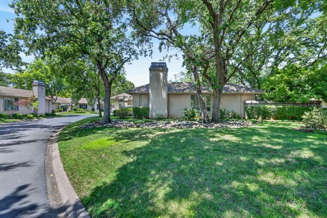 11260 Crocker Grove Ln, Gold River, CA 95670