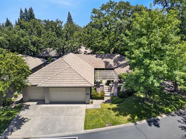 11260 Crocker Grove Ln, Gold River, CA 95670