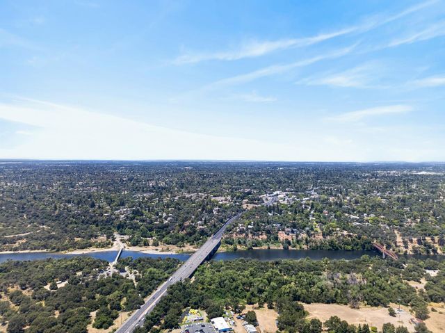 11260 Crocker Grove Ln, Gold River, CA 95670
