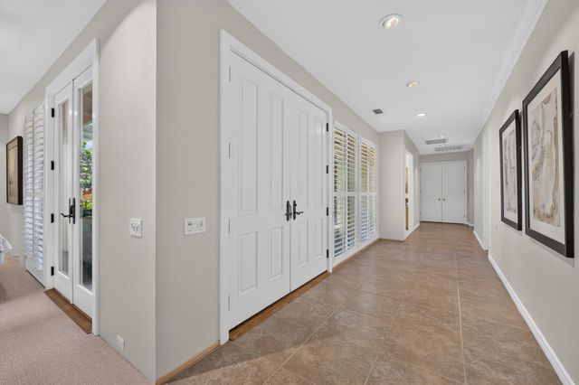 11260 Crocker Grove Ln, Gold River, CA 95670