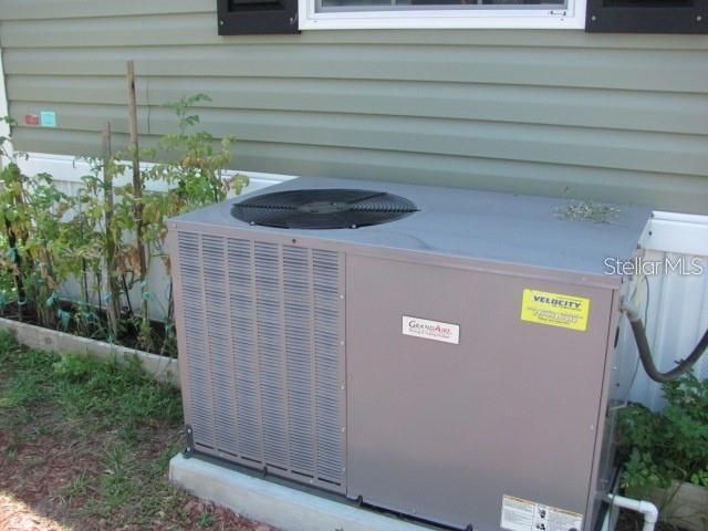 7801 34TH AVENUE N 30, St Petersburg, FL 33710