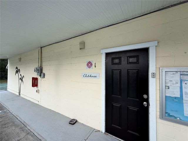 7801 34TH AVENUE N 30, St Petersburg, FL 33710