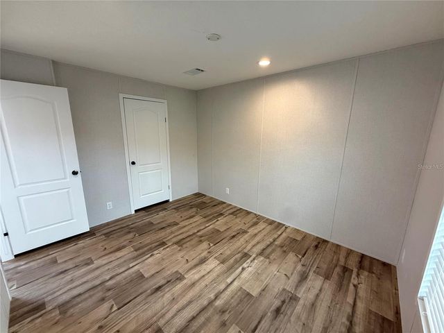 7801 34TH AVENUE N 30, St Petersburg, FL 33710