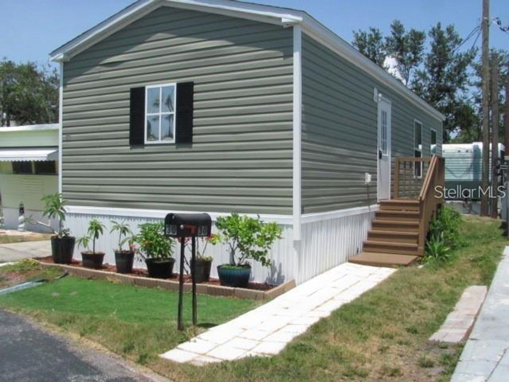 7801 34TH AVENUE N 30, St Petersburg, FL 33710