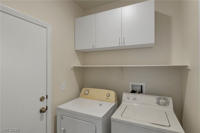 609 Elliot Peak Avenue, Las Vegas, NV 89183