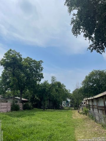 812 W HOLLYWOOD AVE, San Antonio, TX 78212