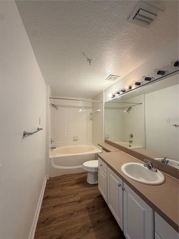 5578 METROWEST BOULEVARD 1-202, Orlando, FL 32811
