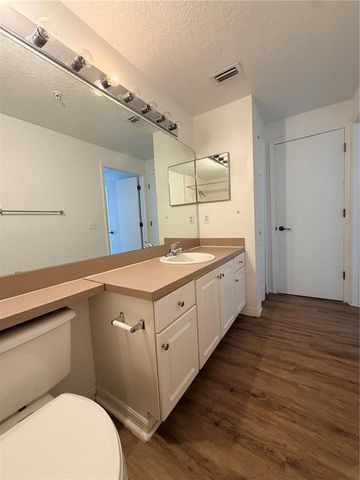 5578 METROWEST BOULEVARD 1-202, Orlando, FL 32811