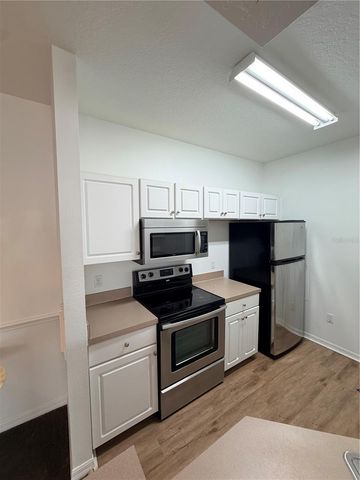 5578 METROWEST BOULEVARD 1-202, Orlando, FL 32811