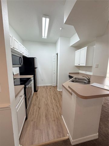 5578 METROWEST BOULEVARD 1-202, Orlando, FL 32811