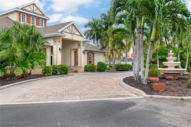 4219 Liron AVE 201, Fort Myers, FL 33916