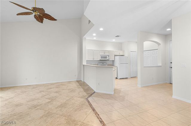 4219 Liron AVE 201, Fort Myers, FL 33916