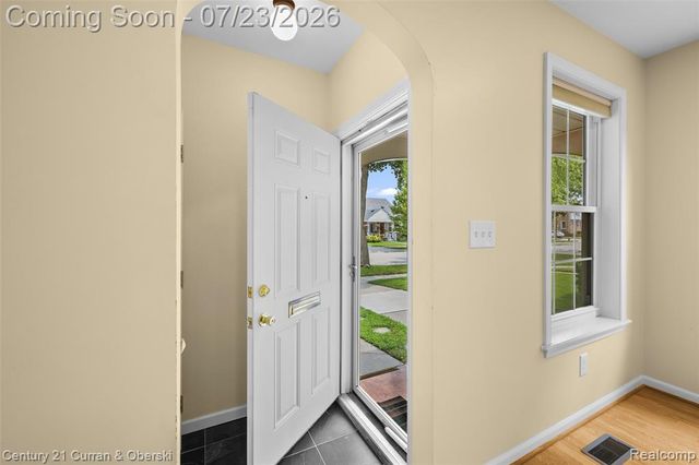 23035 Marlboro Street, Dearborn, MI 48128