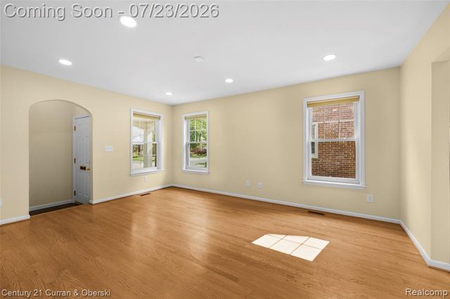 23035 Marlboro Street, Dearborn, MI 48128
