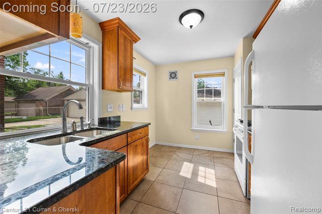 23035 Marlboro Street, Dearborn, MI 48128