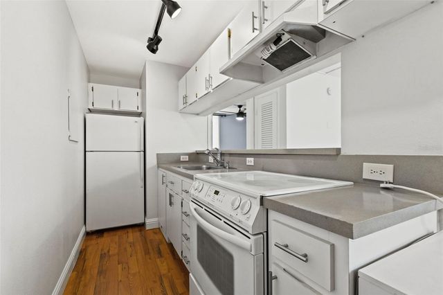 1301 S HOWARD AVENUE A18, Tampa, FL 33606