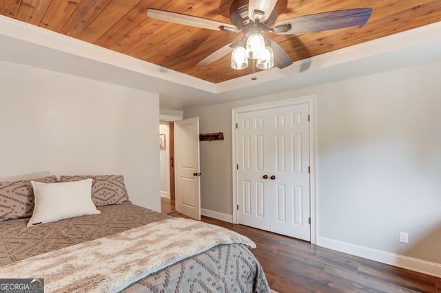 8401 Norris Lake Way, Snellville, GA 30039