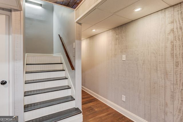 8401 Norris Lake Way, Snellville, GA 30039
