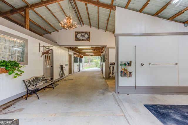8401 Norris Lake Way, Snellville, GA 30039