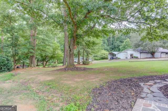 8401 Norris Lake Way, Snellville, GA 30039