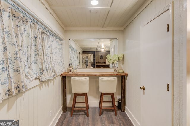 8401 Norris Lake Way, Snellville, GA 30039