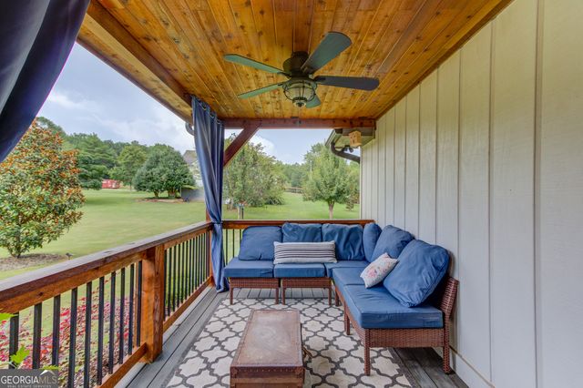 8401 Norris Lake Way, Snellville, GA 30039