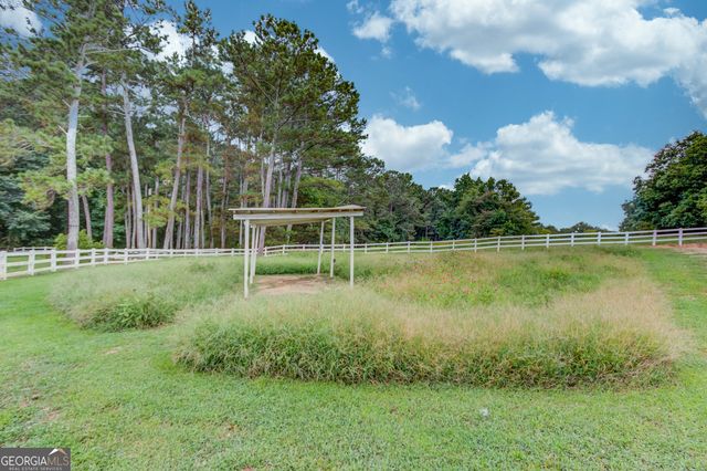 8401 Norris Lake Way, Snellville, GA 30039